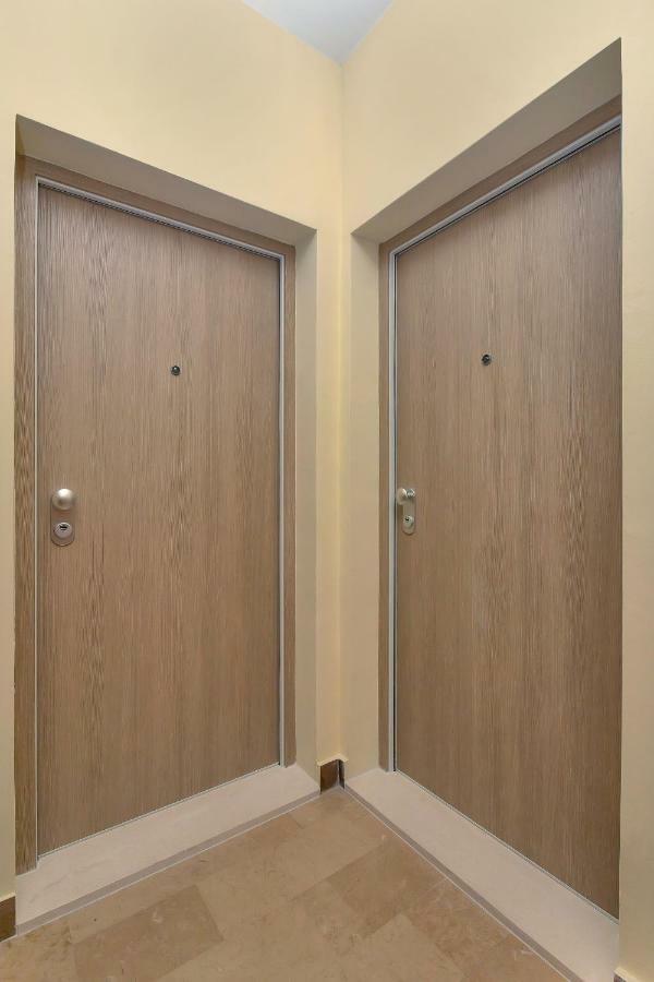 Apartment Kate พอดโกรา ภายนอก รูปภาพ